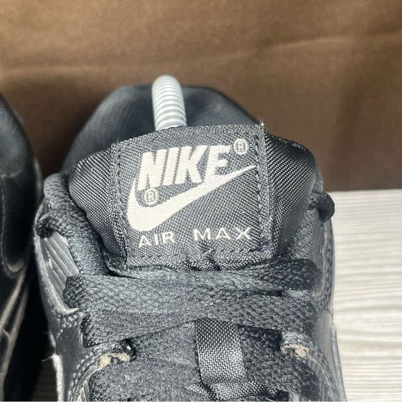 Nike Air Max 90 Recraft Triple Black Womens Shoes Leather Sneaker Size 8.5 - Picture 3 of 12